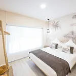 بيت شباب Plaza Boutique - Solo Adultos