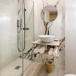 Plaza Boutique - Solo Adultos بيت شباب سرقسطة