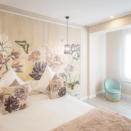 Гостевой дом Plaza Boutique (adults Only) *