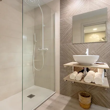 Plaza Boutique - Solo Adultos *