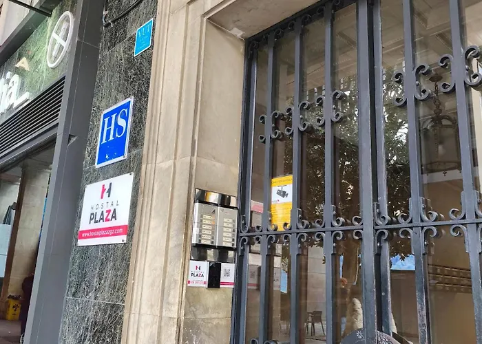 Plaza Boutique - Solo Adultos Vandrerhjem *